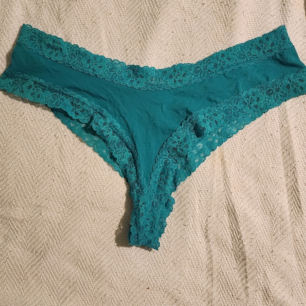 Victoria's Secret cheeky cut panties XL